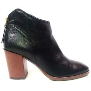 CLARKS Lora Lana Black Genuine Leather Square Toe Booties